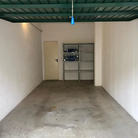 Giacomo Leopardi Apartamento *